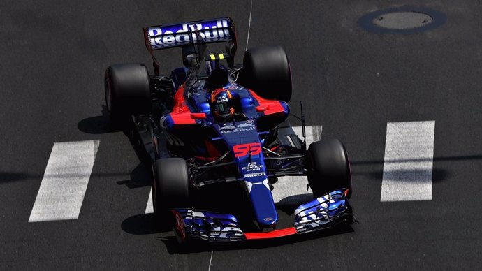 Carlos Sainz  (Mónaco, Toro Rosso)