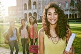 Foto: Aumenta el número de matrículas de latinos en las universidades de EEUU