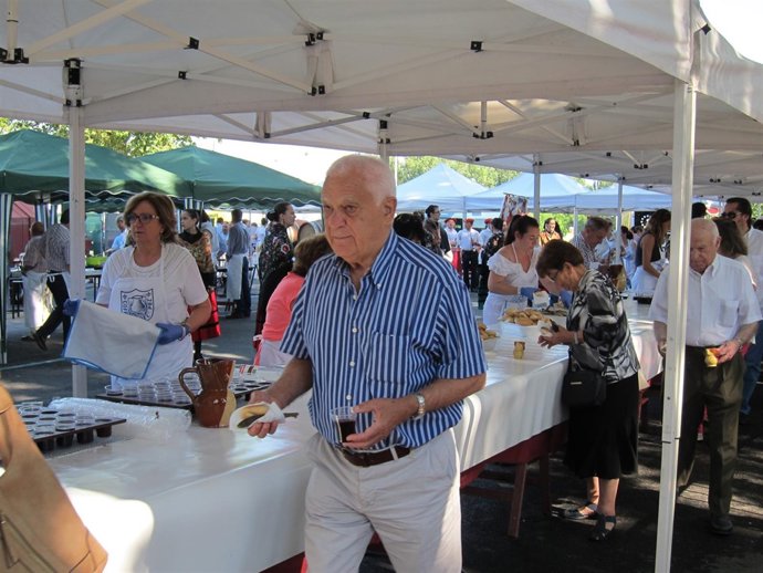                       Reparto Pez, Pan Y Vino 2017         