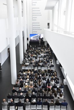 Atri del Macba en un homenatge a Leopoldo Rodés