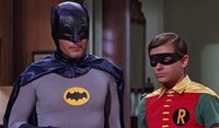 Robin y Catwoman despiden a Adam West: "Era el verdadero Caballero Oscuro"