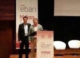 Albert Colomer després de rebre el premi al millor inversor d'Europa