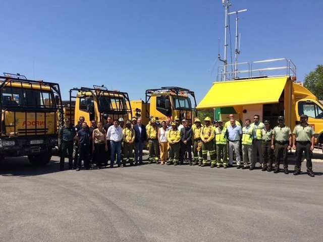 El consejero de Medio Ambiente, José Fiscal, con el dispositivo Infoca en Huelva