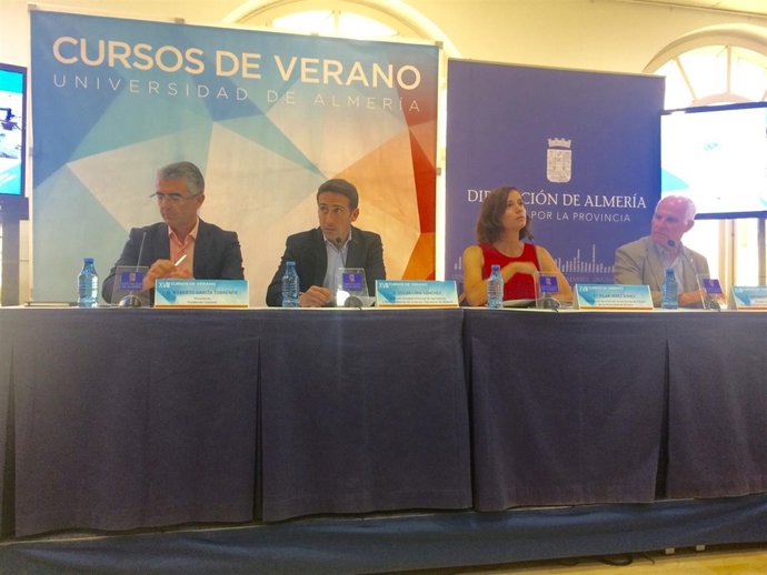 La UAL oferta un curso de verano para debatir sobre el agua en la provincia.