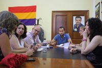 IU critica que Espadas "siga sin mover un dedo por acabar con la precariedad de los formadores de talleres"