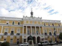 El Ayuntamiento de Badajoz dejó de ingresar casi 4,4 millones por deudas prescritas o que se cobraron sin recargo