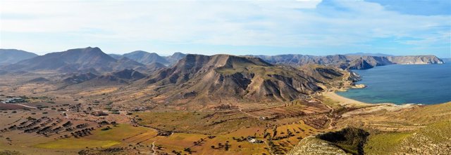 La ruta recorrerá los rincones de la infancia y juventud de Carmen de Burgos.