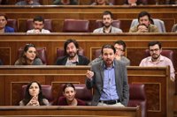 Unidos Podemos pide a sus diputados no caer en las "provocaciones" del PP en la moción de censura
