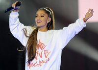 Ariana Grande regresa a los escenarios tras lo ocurrido en Manchester para hacer vibrar Barcelona