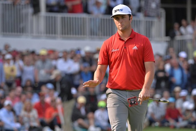 Jon Rahm se codea con Dustin Johnson