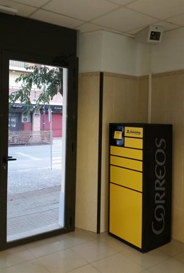 Màquina CityPaq en l'estació de FGC de Balaguer