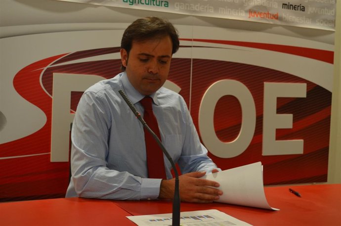 Secretario general del PSOE de León, Tino Rodríguez.