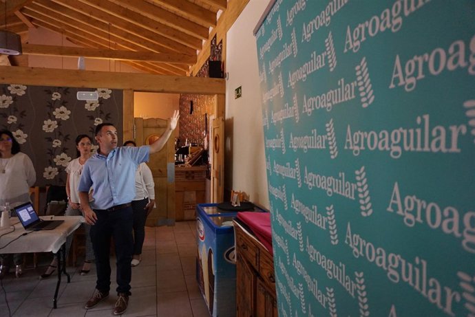 Presentación del sistema de seguimiento vía satélite. 