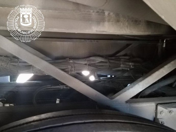 Menor hallado en el bajo de un autobús