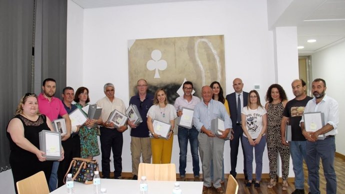 Diputación entrega proyectos del PFEA a once municipios de Huelva.