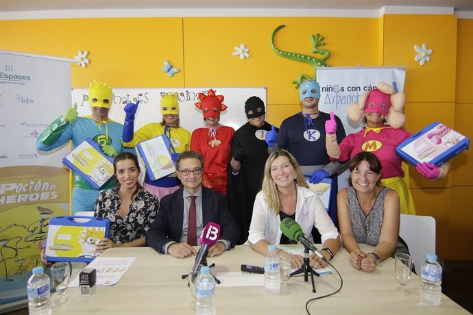 Superhéroes de son espases