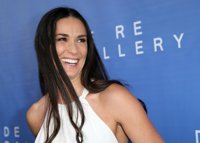Demi Moore confiesa que perdió dos dientes incisivos por culpa del estrés