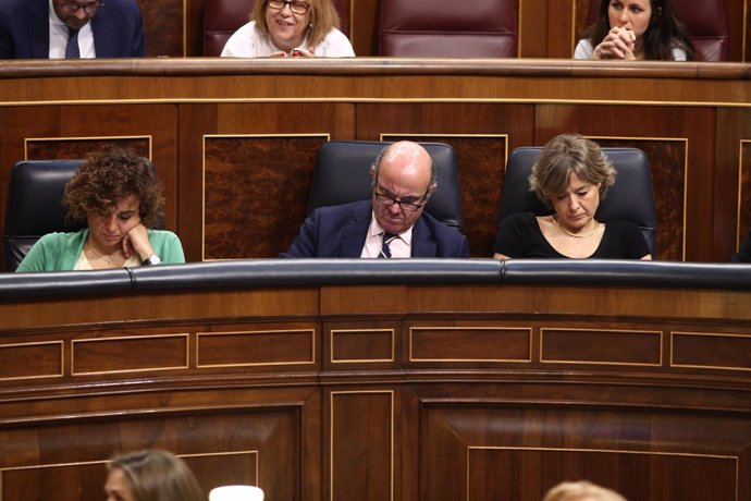 Luis de Guindos en el debate de la moción de censura contra Rajoy
