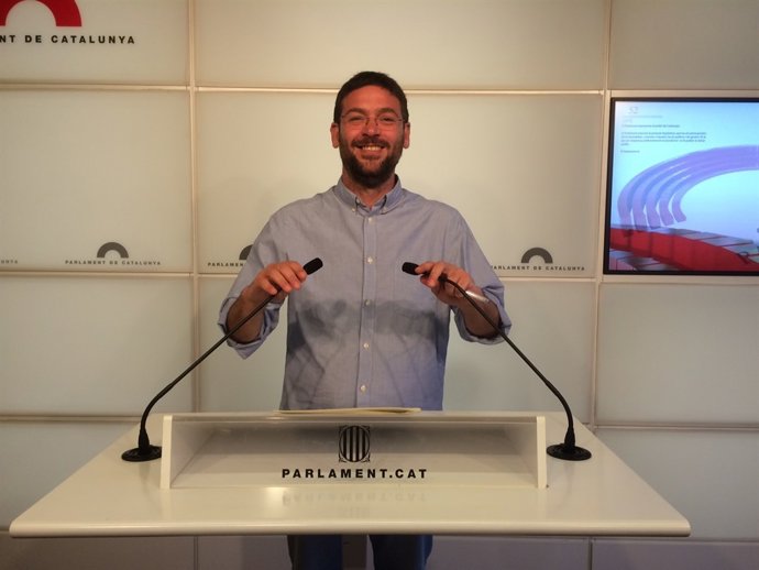 El portaveu adjunt de SiQueEsPot en el Parlament, Albano-Dante Fachin 