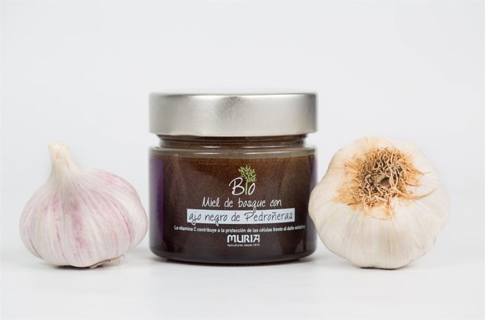 Mie de ajo negro de Muria 