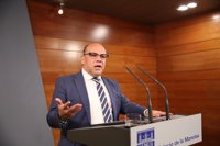 Barragán avanza que el Gobierno canario prevé diseñar un plan para estabilizar el empleo temporal