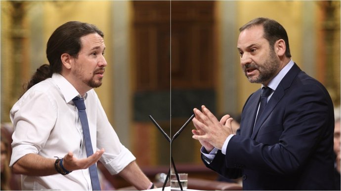 Pablo Iglesias y José Luis Ábalos en el debate de la moción de censura