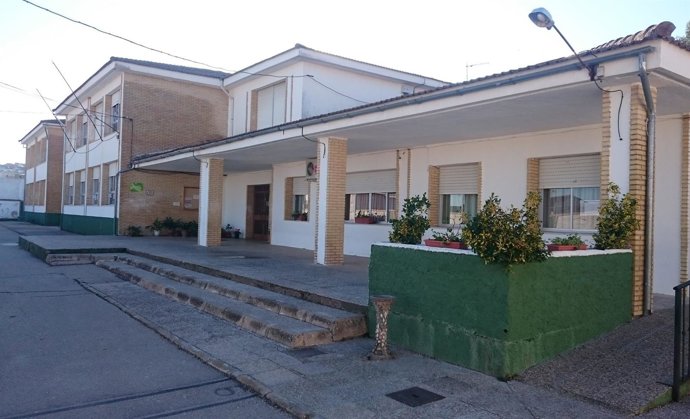 Colegio Pintor Cristóbal Ruiz de Villacarrillo.