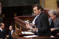 El PP llama a Iglesias "mercenario de Maduro" y le invita a retirarse tras el fracaso de su moción