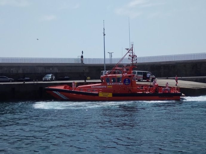 Salvamento Marítimo actúa en la costa de Cádiz