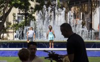 La ola de calor incluirá desde mañana también al centro de la Península con temperaturas que se instalan en los 40ºC