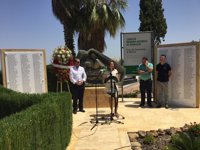 La Junta homenajea en Martos (Jaén) a las víctimas del franquismo por su compromiso con la libertad