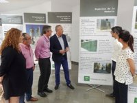 Inaugurada en Arcos una exposición que homenajea a las víctimas del golpe militar y la Dictadura