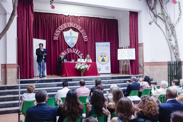 El diputado de Cultura, durante el acto de clausura del aniversario del centro.
