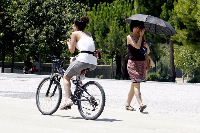 Exercici, sol, calor, temperatures, bon temps, passejant, bicicleta
