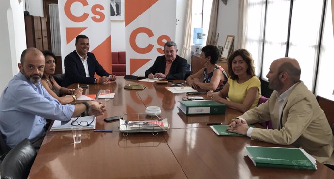 Reunión de trabajo de PSOE-A y Cs sobre fiscalidad