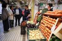 El Ayuntamiento de Sevilla y la Asociación de Placeros presentan la nueva campaña de promoción del Mercado de Bellavista