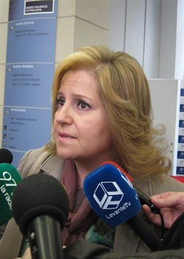 Ramón-Llin atendiendo a los medios de comunicación en imagen de archivo