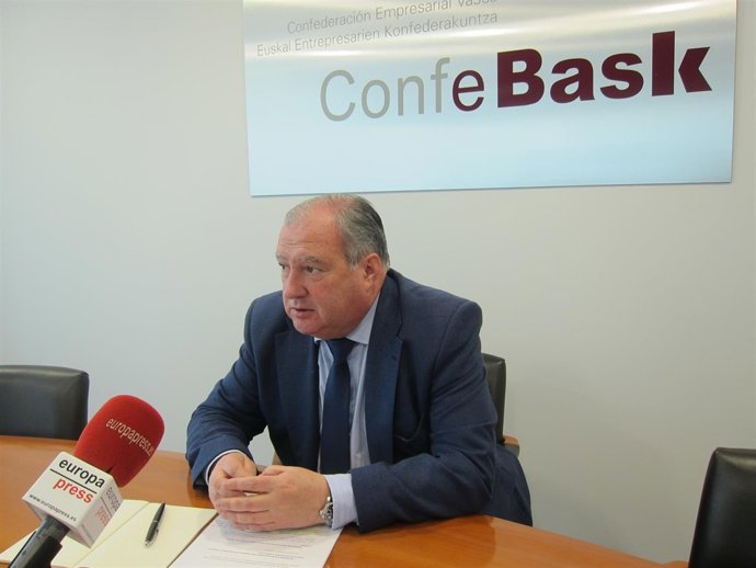                Roberto Larrañaga Confebask                