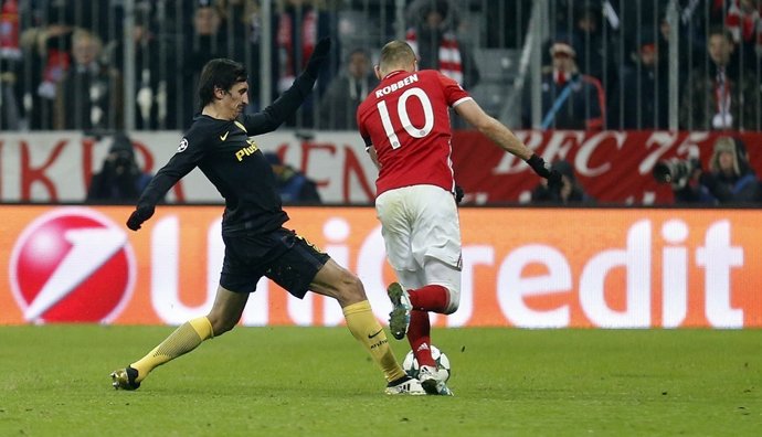 Robben y Savic en el Bayern de Munich - Atlético de Madrid