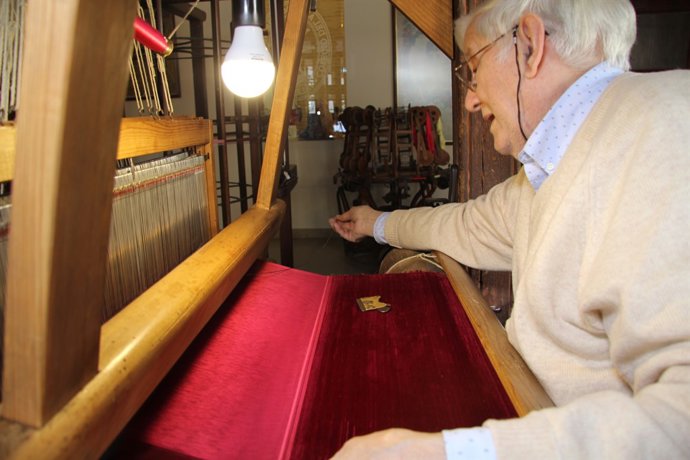 Telar de vellut restaurado 