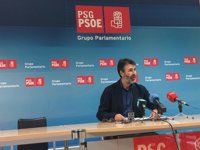 Exigen al Santander "compromiso social" con Galicia tras comprar Popular