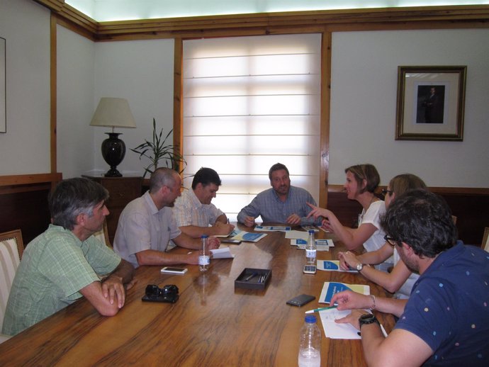Soro se ha reunido hoy con empresarios afectados por el embalse de Biscarrués