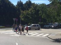 Trabajadores en huelga del 112 protagonizan una protesta en coche alrededor de la Xunta