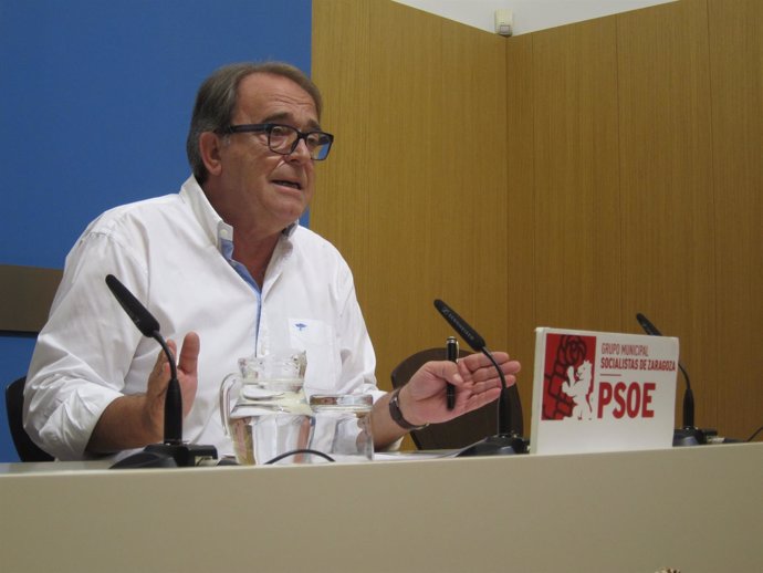 Carlos Pérez Anadón                