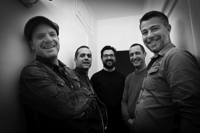 Colectivo Placa Base