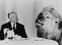 El Museo San Telmo de San Sebastián acogerá desde este viernes la exposición 'Hitchcock, más allá del suspense'