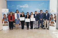 Tres estudiantes de la Escuela de Hostelería reciben una beca del grupo Iberostar para premiar su dedicación