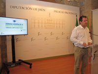 La Diputación promoverá entre la población el ahorro energético y el uso de renovables con diversas actividades