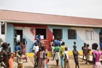 World Vision lleva color y esperanza a los niños refugiados sursudaneses en Bidibidi