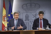 El Gobierno ve de "ciencia ficción" un acuerdo para echar a Rajoy y cree que Iglesias busca no hablar de su "suspenso" 